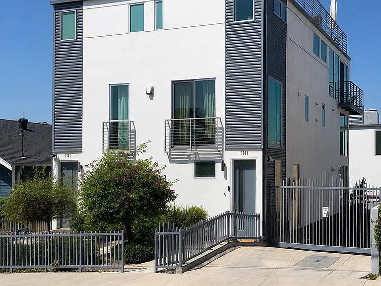 1729 Lucile Ave — Photo 5