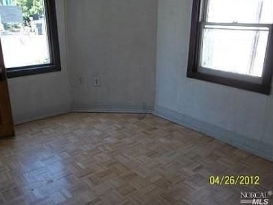 3rd image of 433 4th St
