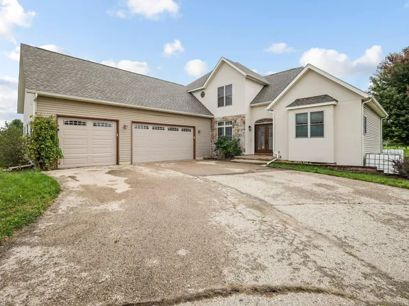 N8776 Hannah Rd, Belleville, WI 53508