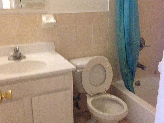 5th image of 36-14 215place