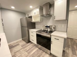 1827 Filbert Rd APT 102, Lynnwood, WA 98036