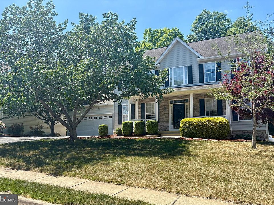 1st image of 9914 Holland Meadows Ct