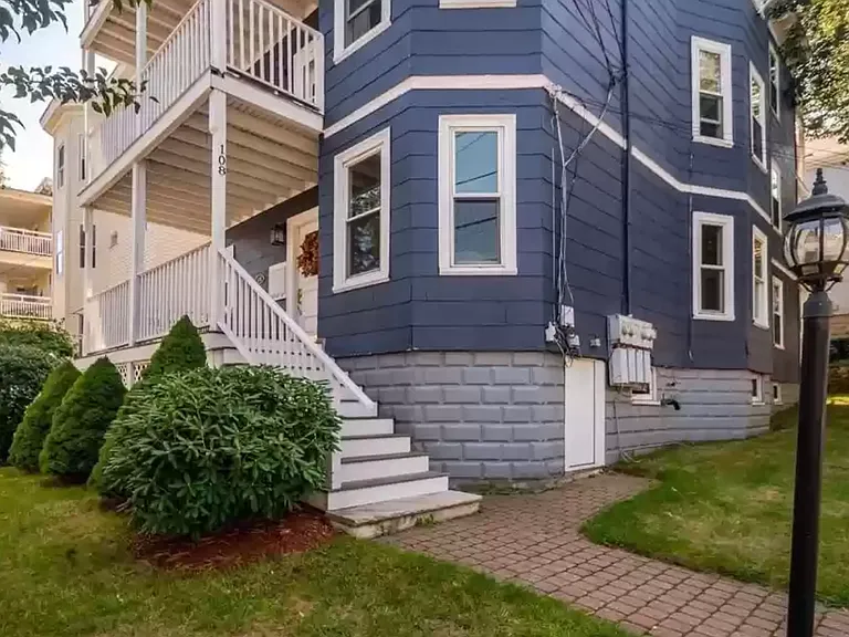 108 Heath St #1 — Photo 5