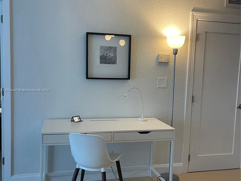 3801 S Ocean Dr #15V — Photo 5