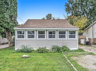 2118 Brady Ave, Burton, MI 48529