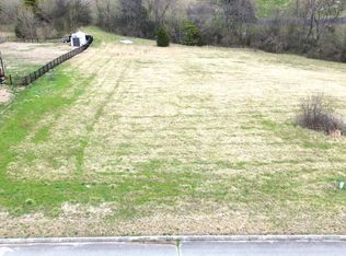 930 Carter Springs Dr, Maryville, TN 37801