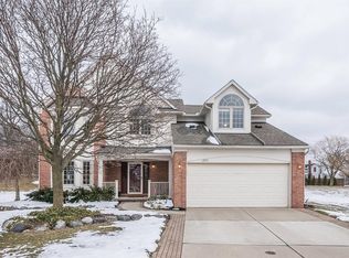 2271 Moss Rose Ct, Ann Arbor, MI
