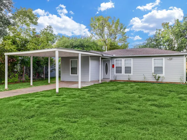 6634 Granite St, Houston, TX 77092