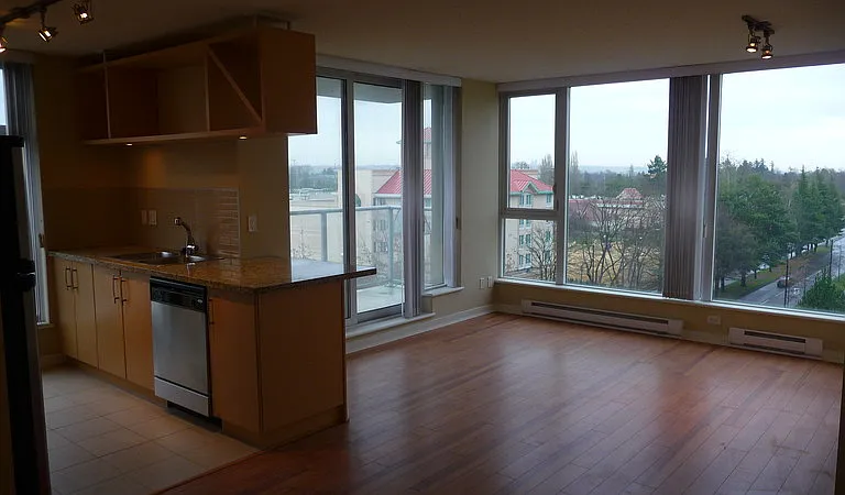 5028 Kwantlen St #1703 — Photo 3