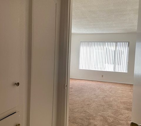 5th image of 1212 N Edgemont St #6