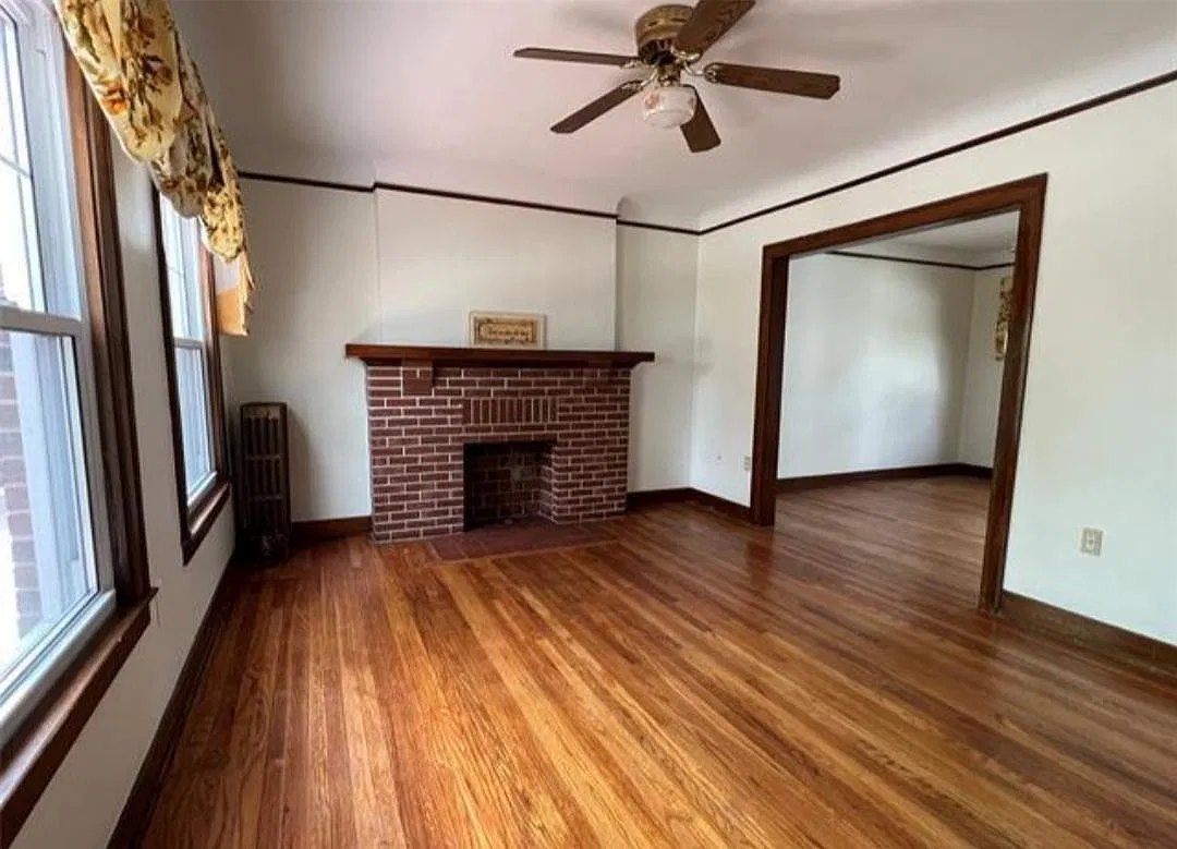 21507 Edna St — Photo 3
