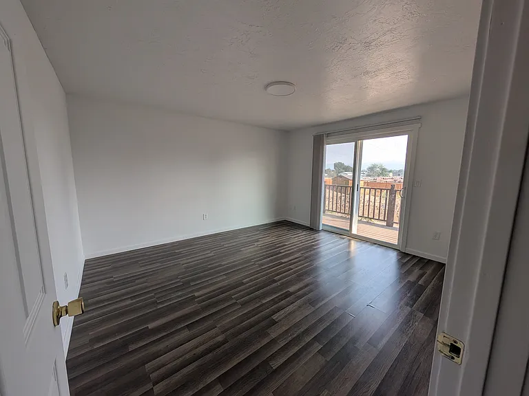 4526 E Frederick Ave — Photo 9