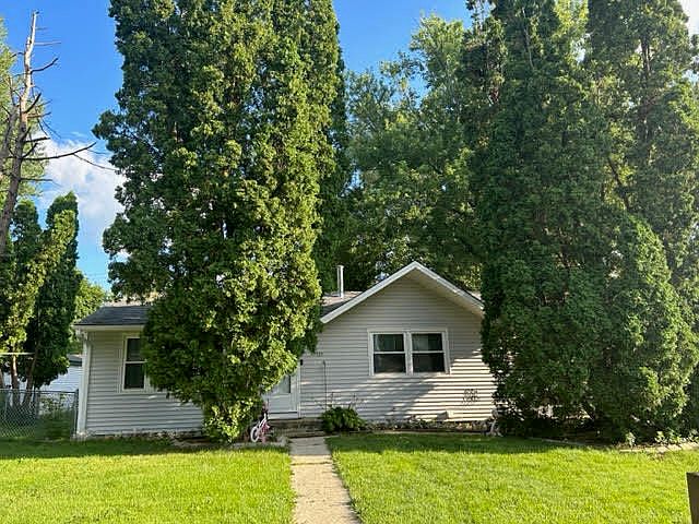 2nd image of 133 San Juan Rd