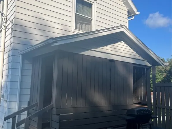 110 Wilhelm St, Struthers, OH 44471