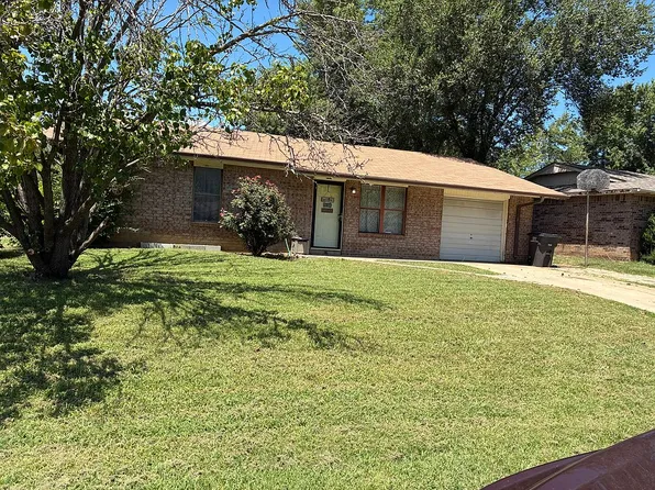 501 Lindenwood Dr, Bartlesville, OK 74003