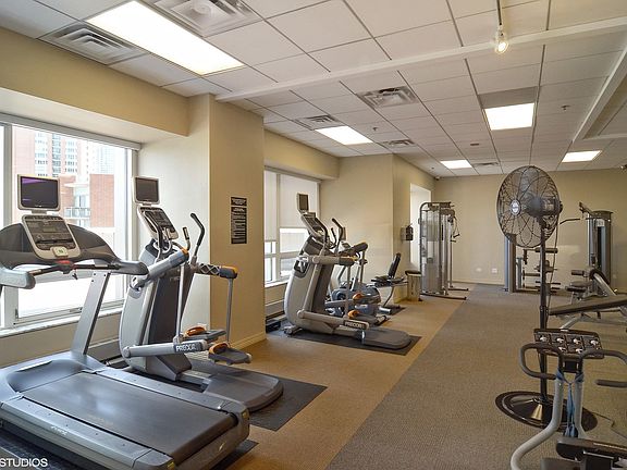 2nd image of 512 N McClurg Ct APT 2509