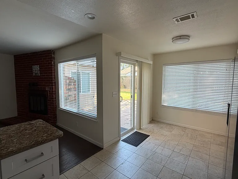 9813 Corte Dorado Ct — Photo 5