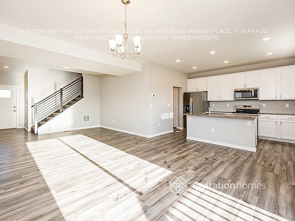 5th image of 11207 House Finch Ln
