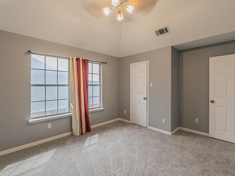 1619 Corvallis Trl — Photo 33