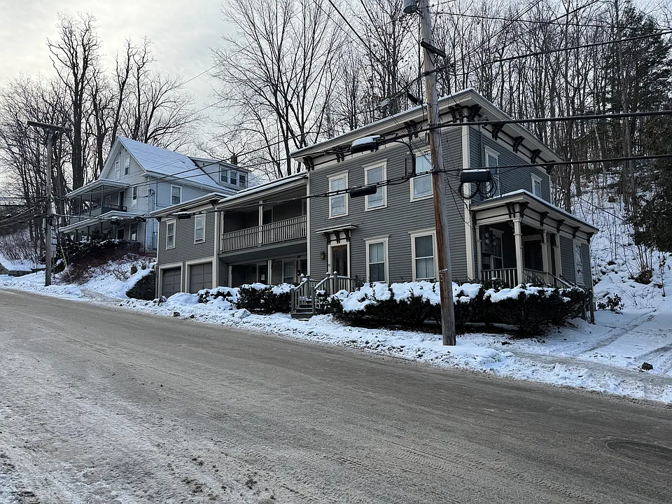 43 E State St #2