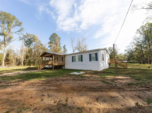 17660 Bay Paul Rd, Livingston, LA 70754