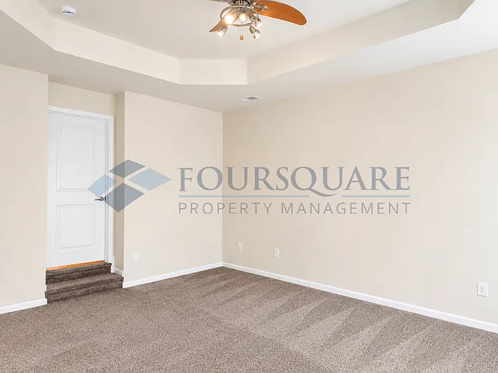 1016 Hildebran Ln — Photo 35