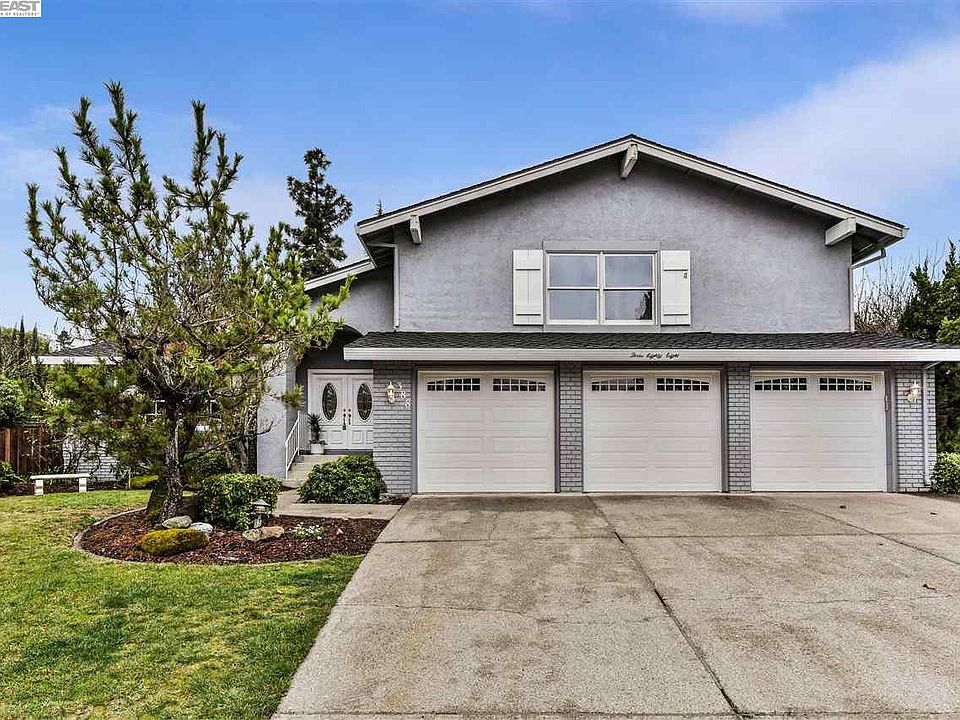 2nd image of 388 Cardona Cir