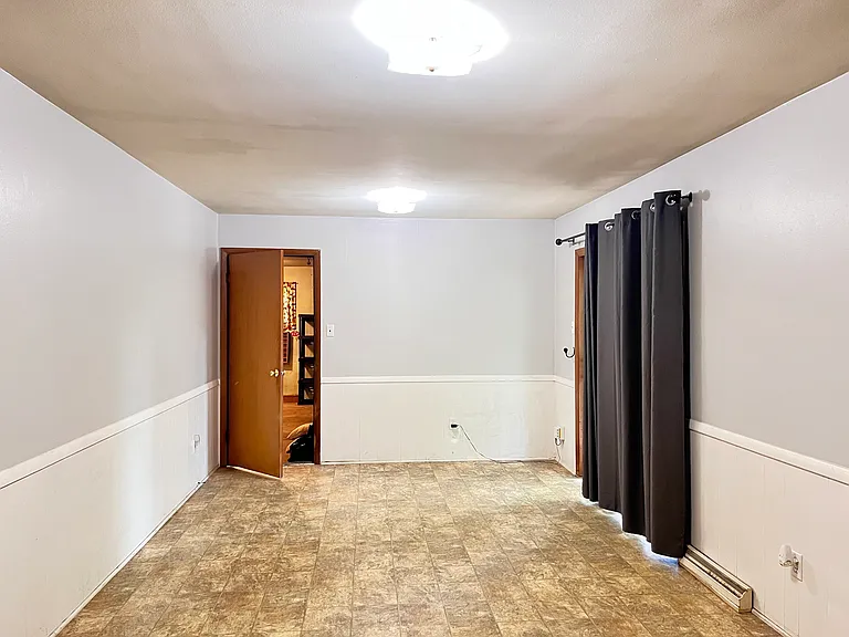 8141 Valley Estates Dr — Photo 20