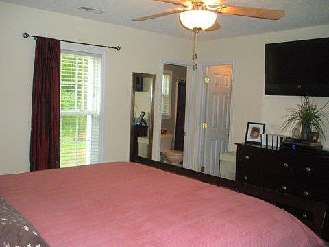 Large Master with Walk in closet
