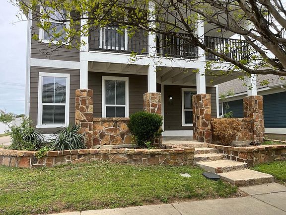 3rd image of 9885 Cedarcrest Dr