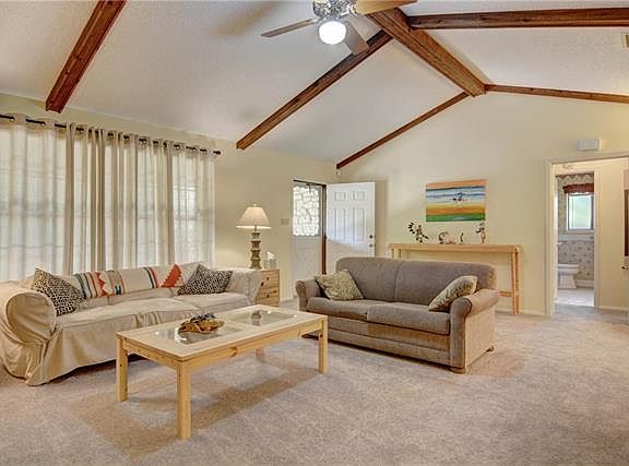4th image of 121 Kohala Ln