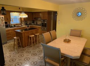 17 Charles St, Jersey City, NJ 07307