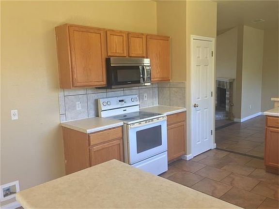 2nd image of 1110 Terra St