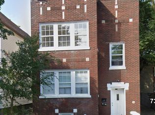 7302 S Kenwood Ave #2, Chicago, IL 60619