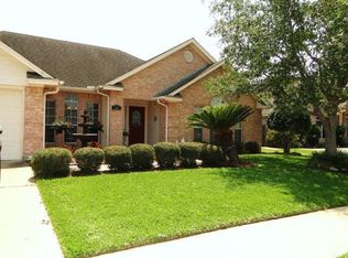 201 Westbrook Dr, Victoria, TX 77904