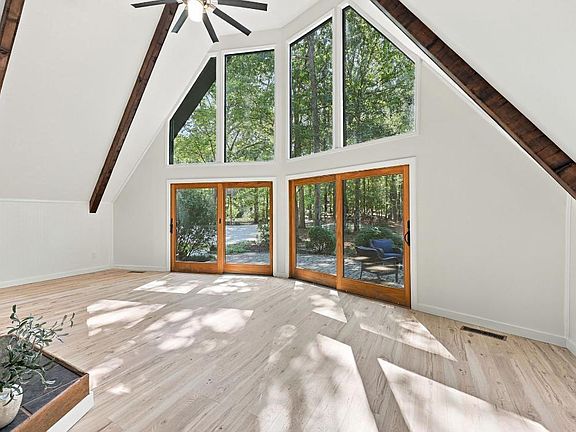 4th image of 1121 Rollins Mill Rd