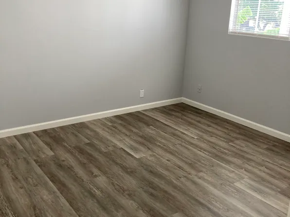 2720 Raymond Ave APT 2, Los Angeles, CA 90007