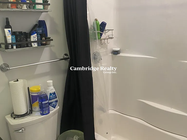 14 Fern St #14T — Photo 4