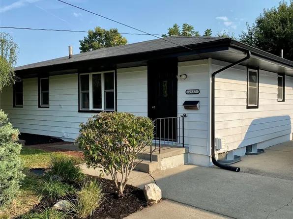 2537 E Tiffin Ave, Des Moines, IA 50317