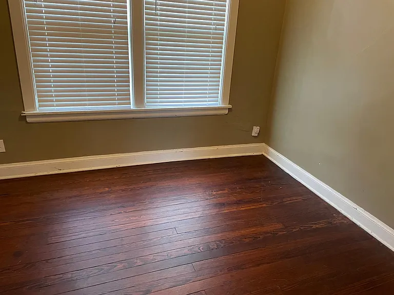 3224 Holmes St — Photo 6