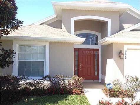 3rd image of 2105 Briarcliff Cir