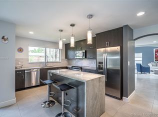 6631 Mimosa Ct, South Miami, FL 33143
