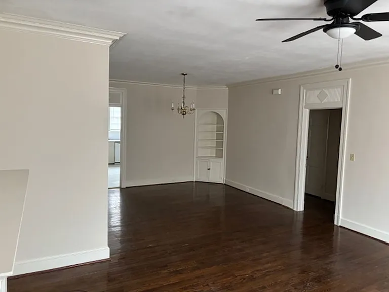 1600 Boulevard St — Photo 17