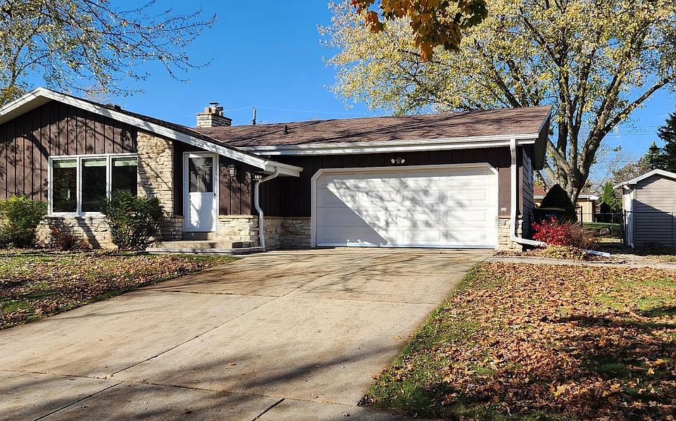 1st image of 560 East Bonita DRIVE