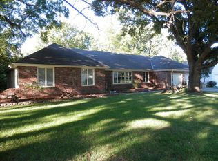 3710 W Colony Sq, Saint Joseph, MO 64506