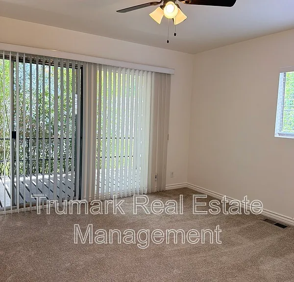 3941 Clayton Ave — Photo 6