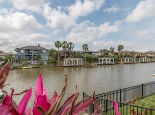 2917 Sea Channel Dr, Seabrook, TX 77586