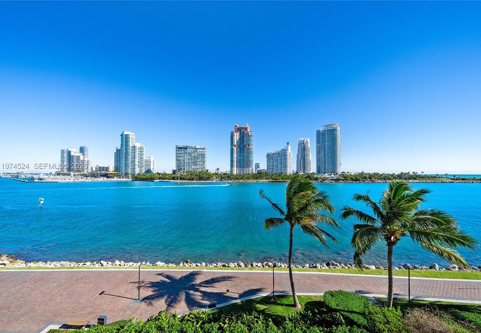 7043 Fisher Island Dr #7043