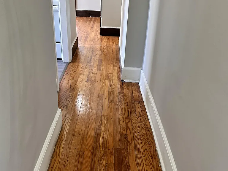 895 Beaconsfield Ave #2N — Photo 6
