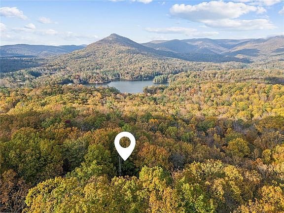 3rd image of 133 Stone Ridge Ct